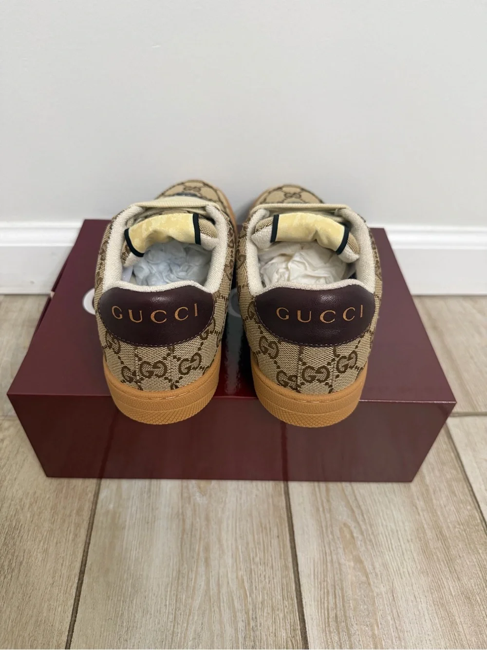 Gucci Women GG Canvas Low-Top Sneakers in Beige, Brown and Tan, NWT